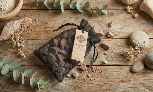 naturalne maseczki z glinki w pielęgnacji skóry